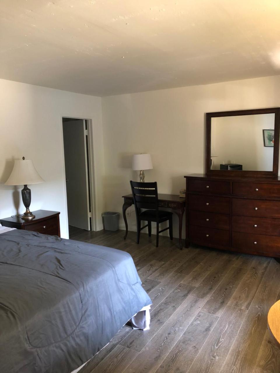 King Lodge Motel Monterey Park Buitenkant foto