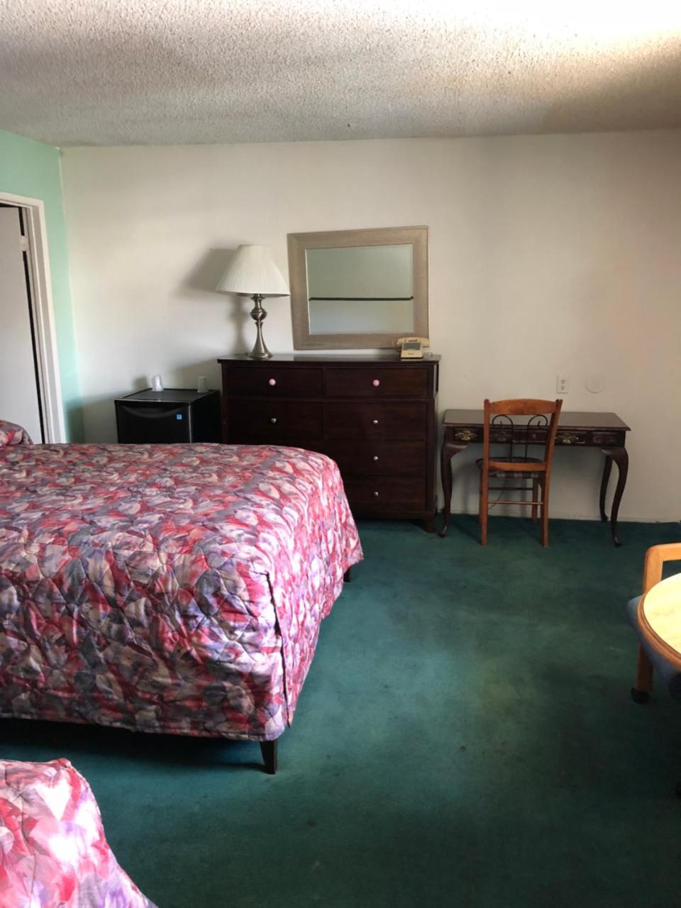 King Lodge Motel Monterey Park Buitenkant foto